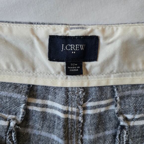 J.Crew Men's Linen Blend Striped Shorts - Grey & White - 32 Waist 9" Inseam - Picture 4 of 5